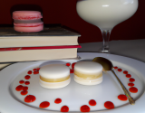 Panna cotta accompagné de ses macarons