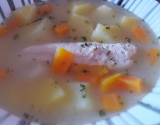 Soupe de pommes de terre et carottes au poisson