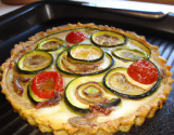 Tarte au pur brebis des Pyrénées à la courgette et aux tomates séchées