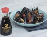 Moules marinières au gingembre, tomates et sauce soja salée