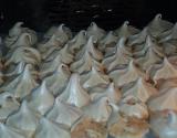 Les meringues, gâteau