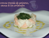 Couronne tressée de poissons aux épinards, sauce à la coriandre