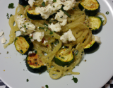 Spaghetti aux courgettes et à la feta