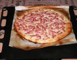 Pizza blanche aux lardons