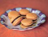 Macarons chocolat au lait et fruits de la passion rapides