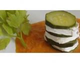 Mille-feuille de courgette au chèvre et coulis de poivron rouge