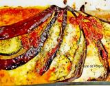 Éventail d'aubergine au confit de poivron rouge et herbes de Provence, plat végétarien