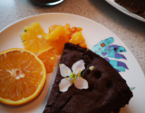 Gâteau au chocolat et fleur d'oranger