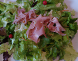 Jambon cru en salade