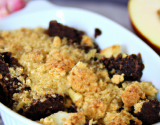 Crumble pommes-poires et chocolat