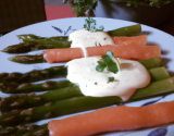 Asperges enrobées de saumon au mascarpone