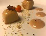 Délicieux bonbons au foie gras à l'ail blanc