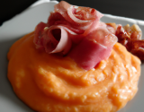 Purée de pommes de terre-carottes et son habit de jambon de Parme