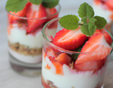 Verrine de chèvre frais aux fraises