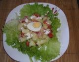 Salade au bacon et sauce au fromage blanc