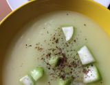 Soupe glacée de concombres et de pomme