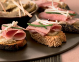 Crostini de Jambon Cuit aux Artichauts Enoki