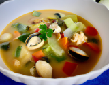 Soupe de coquillages et légumes