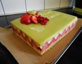 Fraisier et son nappage fraise et menthe