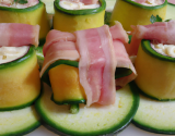 Courgette farcie au Carré Frais, roulée au jambon de bayonne