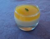 Verrine de lait de coco et gelée d'ananas