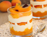 Verrine d'abricots au fromage blanc