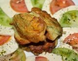 Beignets d'été aux fleurs de courgette et herbes