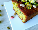 Cake aux courgettes et aux pistaches