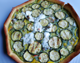 Tarte fine facile aux courgettes, chèvre et pesto