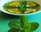 Soupe d'agrumes à la menthe fraîche