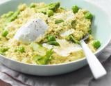 Risotto de quinoa aux asperges, petits pois et Chavroux®