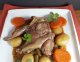 Fricassée de lapin à la paysanne traditionnelle