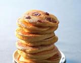 Pancakes banane et rhum-raisins simples