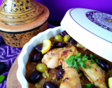 Tajine de poulet au citron confit et aux olives violettes