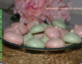 Meringues inratables fraises et pistaches