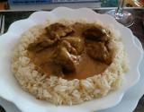 Curry d'agneau à l'indienne généreusement épicé