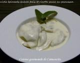 Raviole aux épinards chèvre frais ricotta et pignons sauce au parmesan