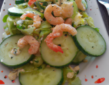 Salade de concombre et crevettes