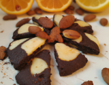 Sablés bicolores chocolat, orange et amandes