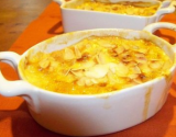 Gratin de pêches aux amandes