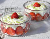 Mousse légère au citron vert et aux fraises