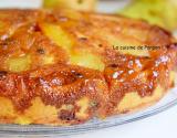 Gâteau aux poires caramélisées et liqueur