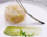 Tartare de flétan blanc, concombre, granny, oseille sauvage