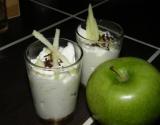 Verrine mousse de yaourt aux pommes fond spéculoos