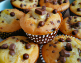 Muffins tout moelleux au citron et pépites de chocolat au lait aux noisettes