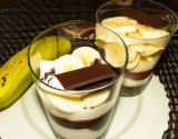 Verrines gourmandes à la poire, au chocolat et à la banane