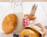 Mini galettes des rois à la frangipane et à la confiture Myrtilles-Cassis