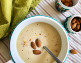 Soupe aux amandes