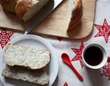 Brioche tressée au pavot et à la vanille