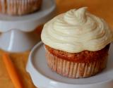 Carrot cupcakes, cream cheese à l'orange